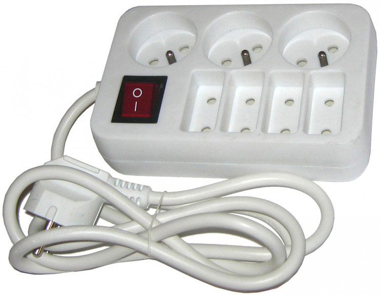 Przedłużacz 7 gniazd z przełącznikiem KEMOT